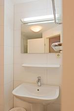 Badezimmer - Apartmenthaus Sonnenburg Ferienwohnung 12 - Top-Hundeurlaub