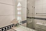 Badezimmer - Ferienwohnung am Salzhaff C6 - Top-Hundeurlaub