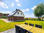 Garten - Ferienhaus Haffliebe mit Sauna und Kamin - Top-Hundeurlaub