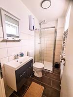 Badezimmer - Ferienhaus Haffliebe mit Sauna und Kamin - Top-Hundeurlaub