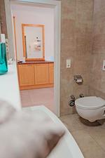 Badezimmer - Apartmenthaus Sonnenburg Ferienwohnung 16 - Top-Hundeurlaub