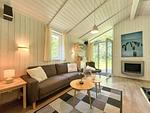 Wohnzimmer mit Blick zur Terrasse - Ferienhaus 08 - Top-Hundeurlaub