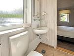 Badezimmer mit Waschbecken - Ferienhaus 08 - Top-Hundeurlaub