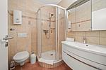 Badezimmer - Norderhoog Whg. 33 / 1.OG / O - Top-Hundeurlaub