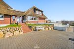 Fassade / Eingang - Haus Friedeburg App. Seestern Rantum auf Sylt - Top-Hundeurlaub