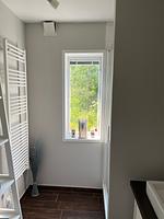 Badezimmer mit Dusche in der Banvaktstuga – authentisches Schwedenhaus in Småland - Banvaktstuga anno 1905 - Top-Hundeurlaub