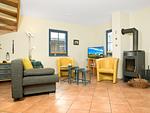 Wohnzimmer - Reetdachhaus Hus Achtern - Top-Hundeurlaub