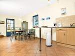 Küche / Küchenzeile - Reetdachhaus Hus Achtern - Top-Hundeurlaub