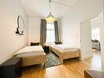 Schlafzimmer - Altbauwohnung mit Panorama Schleiblick, Balkon und Kamin im Herzen von Schleswig - Top-Hundeurlaub