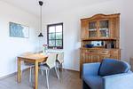 Küche mit Esstisch und Holzschrank - Henriette - Top-Hundeurlaub