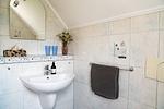 Badezimmer - Dünenstraße 18  Haus Ostseedüne 2 - Top-Hundeurlaub