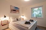 Schlafzimmer 1 mit Queensize Bett - Ferienwohnung Meeresbrise - Top-Hundeurlaub