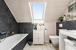 Badezimmer - Ferienhaus Haus am Fjord Olpenitz - Top-Hundeurlaub