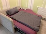 Ausziehbare Couch im Wohnzimmer - Ferienwohnung Zur Rennsteigruh - Top-Hundeurlaub