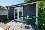 Terrasse und Garten beim Ferienhaus Peaceful Getaway – Ferienhaus in Åsljunga mit zusätzlicher Stuga in den Sommermonate - Peaceful Getaway - Top-Hundeurlaub