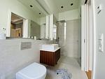 Badezimmer - Ferienwohnung Luxus Sonnensuite in der Strandvilla Charlotte Binz - Top-Hundeurlaub