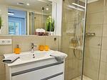 Badezimmer - Ferienwohnung Ruhepol im Haus Zudar Prora - Top-Hundeurlaub