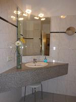 Badezimmer - Ostseewelle Ferienwohnung 13 - Top-Hundeurlaub
