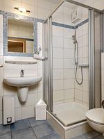 Badezimmer - Steuerbord - Top-Hundeurlaub