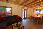 Wohnzimmer - Platzhirsch - Feriendorf Via Claudia Haus 78 - Top-Hundeurlaub