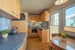 Küche / Küchenzeile - Ferienhaus Janina mit Kamin und Sonnenterrasse - Top-Hundeurlaub