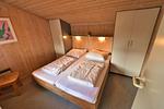 Schlafzimmer - Ferienhaus Typ A - Top-Hundeurlaub