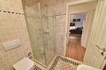 Badezimmer - Ferienwohnung Strandnest in der Villa Gudrun Binz - Top-Hundeurlaub