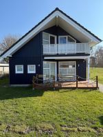 Fassade / Eingang - Ferienhaus "Bernsteinblau" Schönberg - Holm - Top-Hundeurlaub