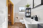 Badezimmer - Ferienhaus "Bernsteinblau" Schönberg - Holm - Top-Hundeurlaub