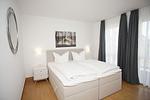 Schlafzimmer - FeWo06:Strand,Terr.,Pool,Sauna - Top-Hundeurlaub