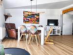 Wohnzimmer - Anna Mari: Balkon, Meerblick - Top-Hundeurlaub