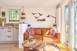 Wohnzimmer - Ferienhaus Koje 119 – mit Zweirad-Garage für Motorrad, Moped & Fahrrad - Top-Hundeurlaub