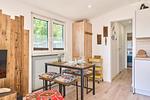 Wohnzimmer - Ferienhaus Koje 119 – mit Zweirad-Garage für Motorrad, Moped & Fahrrad - Top-Hundeurlaub