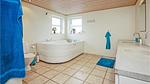 bathroom - Ferienhaus für 8 Personen (128 m²) in Apenrade - Top-Hundeurlaub