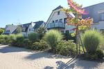 Fassade / Eingang - FeWo28-6: strandnah,Balkon,Sauna,Pool - Top-Hundeurlaub