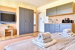 Küche / Küchenzeile - Ferienwohnung Sperling 30 im Wreecher Idyll Rügen - Top-Hundeurlaub