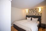 SA12_Ferienhaus "Zum Lochstein"_Schlafzimmer_02 - Ferienhaus Zum Lochstein - Top-Hundeurlaub