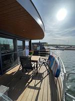 Terrasse - Floatinghouse Heaven on Earth - Top-Hundeurlaub