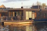 Hauptansicht - Floatinghouse Heaven on Earth - Top-Hundeurlaub