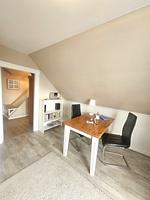 Wohnzimmer - Promenadenblick - Wohnung 3 - Top-Hundeurlaub