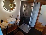 top ausgestattetes Badezimmer mit Dusche - Chalet Nest - Top-Hundeurlaub
