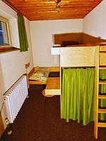 Schlafzimmer - Seeblick Retro Apartment - Top-Hundeurlaub