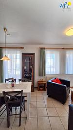 Wohnzimmer - Ferienwohnung Neuer Leuchtturm - Top-Hundeurlaub