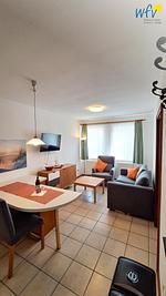 Wohnzimmer - Ferienwohnung Elektrischer Leuchtturm - Top-Hundeurlaub