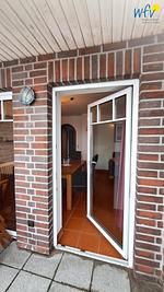 Fassade / Eingang - Ferienwohnung Seehunde - Top-Hundeurlaub