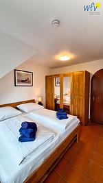 Schlafzimmer - Ferienwohnung Seehunde - Top-Hundeurlaub