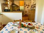 offene Küche mit Essraum zum gemeinsamen Speisen - Villa Archi - Top-Hundeurlaub
