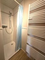 Badezimmer - Promenadenblick - Wohnung 2 - Top-Hundeurlaub