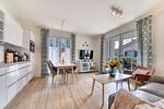 Wohnzimmer - Ferienwohnung Strandläufer 1 in der Villa Sofie Binz - Top-Hundeurlaub
