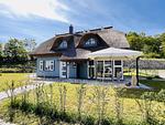 Hauptansicht - Ferienhaus Boddenlust 24 Feriendorf Klein Stresow Rügen - Top-Hundeurlaub